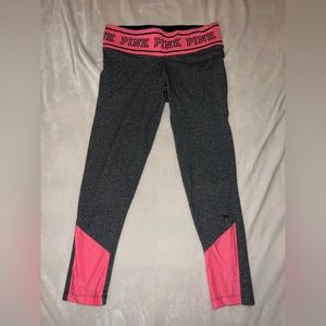 Victoria’s Secret Pink Yoga Capri Leggings Sz Small